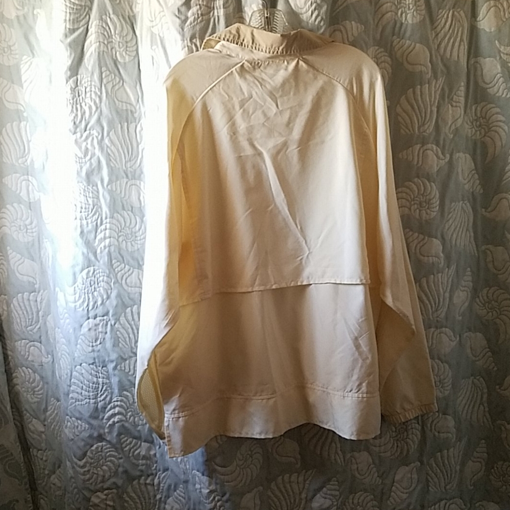 Windbreaker - Picture 2 of 7